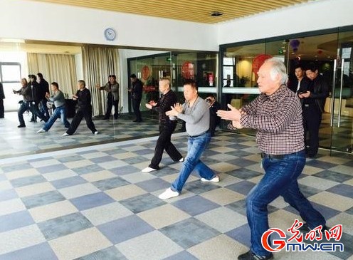 “幸福9号”以互联网思维打造养老产业“护联网” “幸福9号”以互联网思维打造养老产业“护联网”