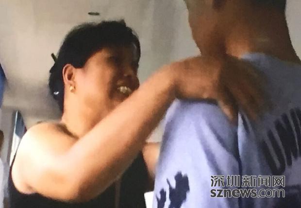 男童被拐14年找回:不认亲生父母 选择和养母生活