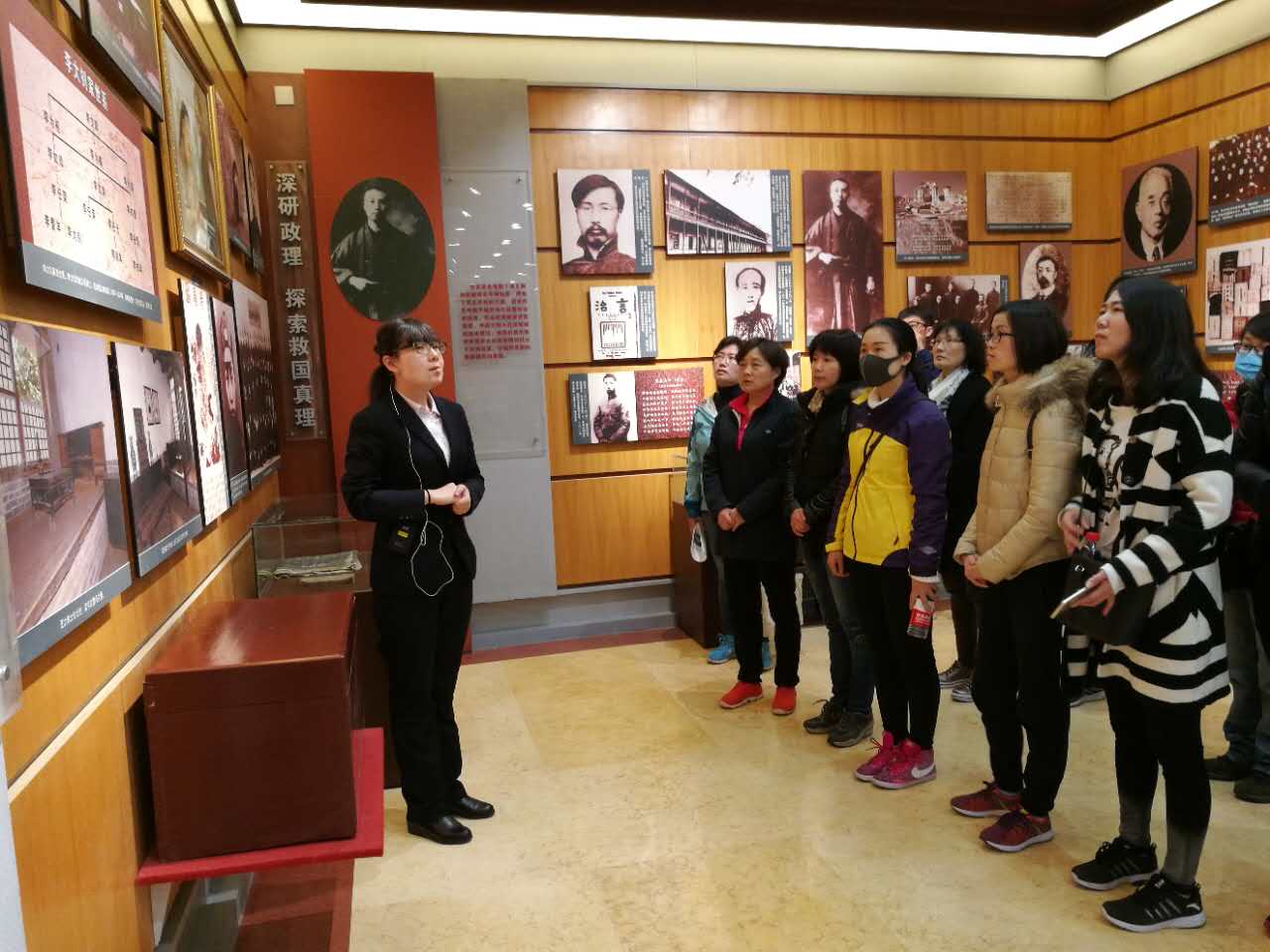 1490965572236925.jpg 微信图片_20170330223300.jpg