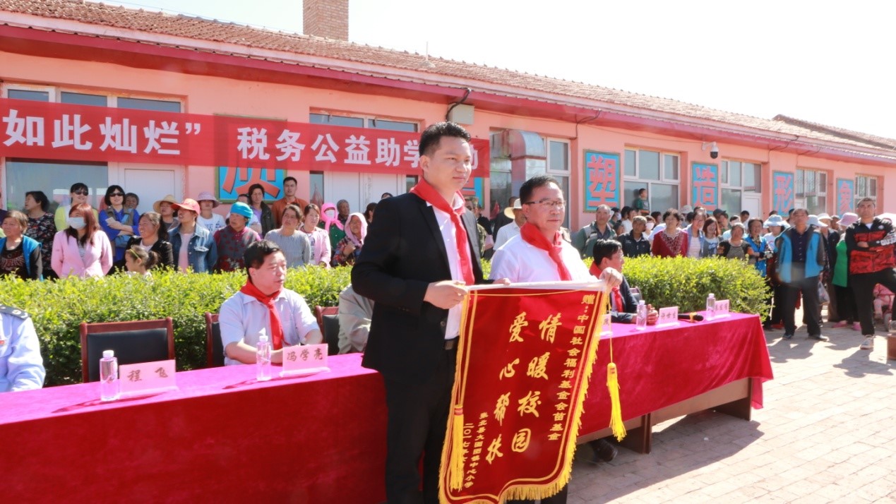 1497981261576693.jpg 15.jpg